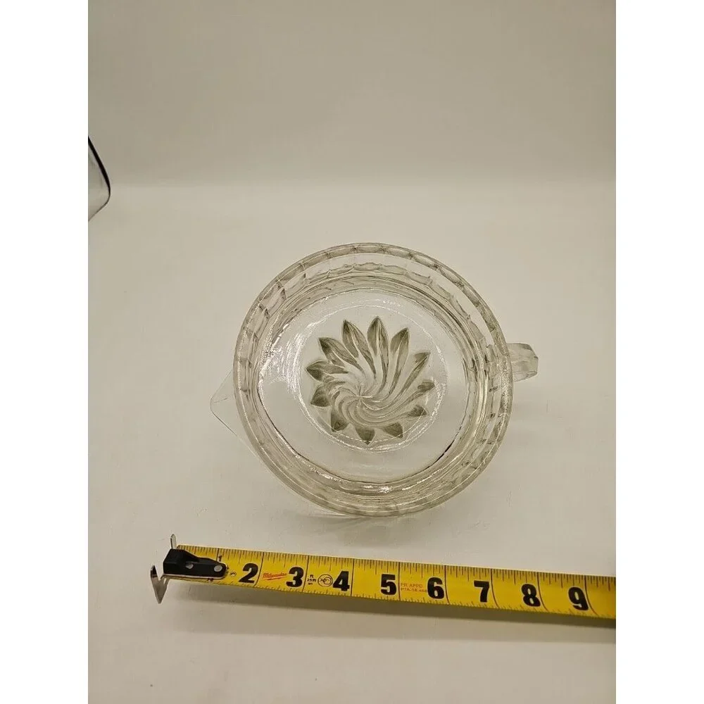 Hazel‎ Atlas Glass Criss Cross Vintage Juicer with Handle Footed Clear